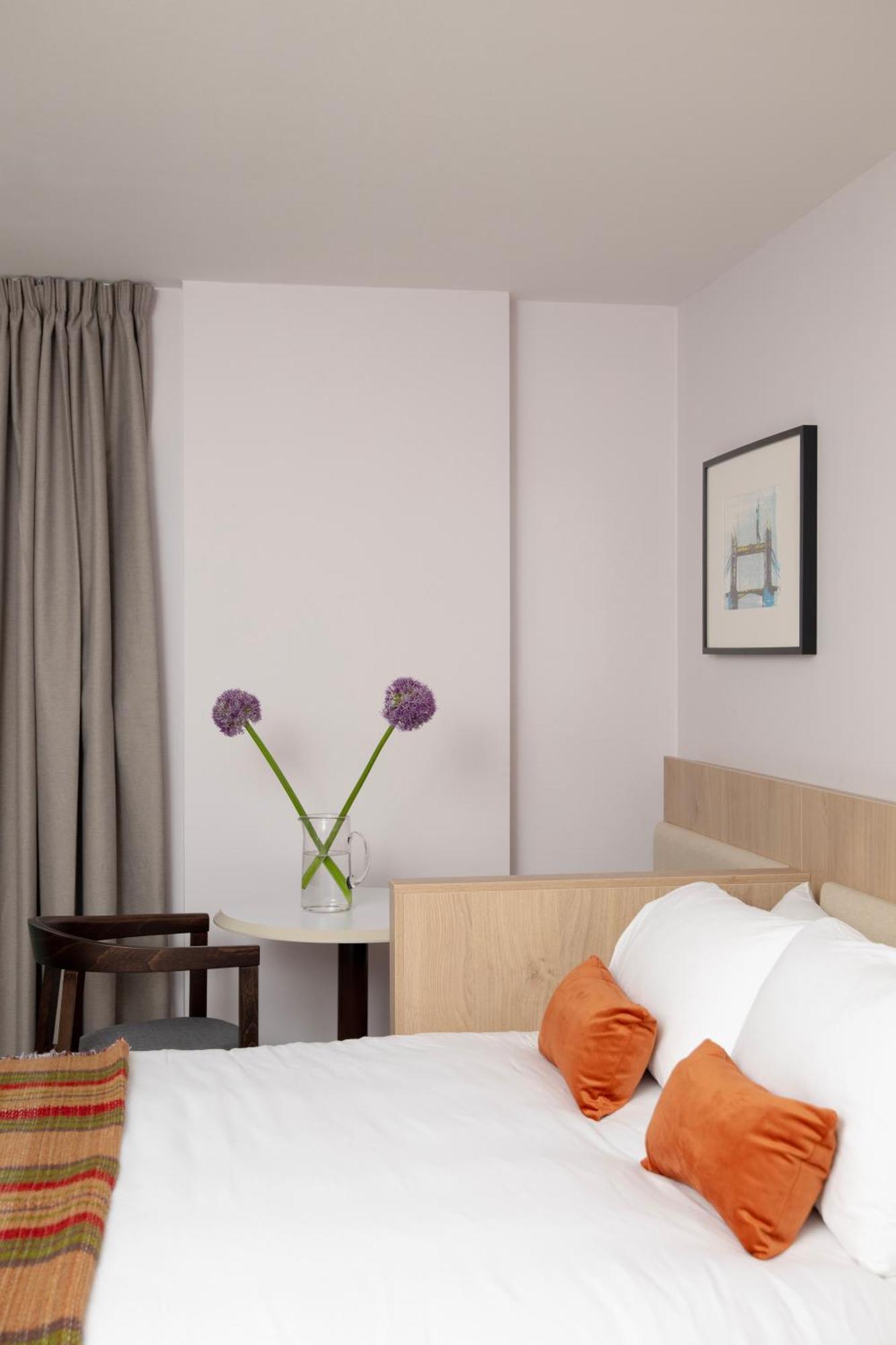 Bob W Tower Hill Residences London Exterior photo
