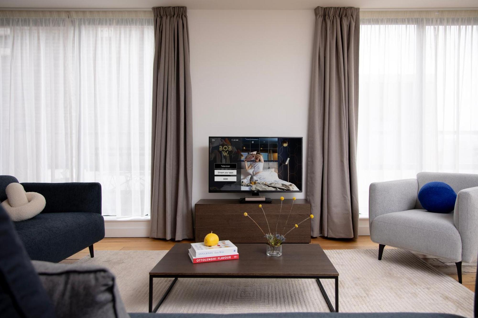 Bob W Tower Hill Residences London Exterior photo